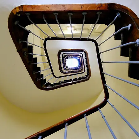 Le Toit Des Carmes Apartamento