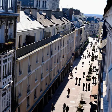 Le Toit Des Carmes Apartamento Ruan
