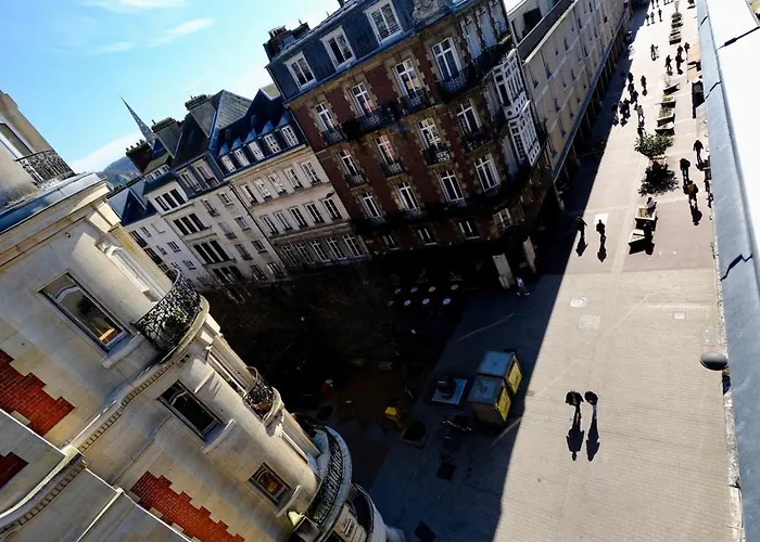 Le Toit Des Carmes * Rouen