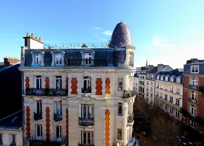 Le Toit Des Carmes Appartement *